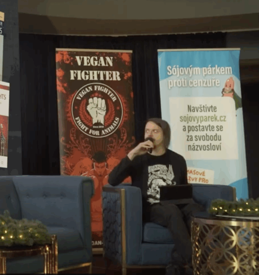 Mgr. Michal Milko, Ph.D. – Sexboti a krávy: Komu dřív přiznáme morální status?